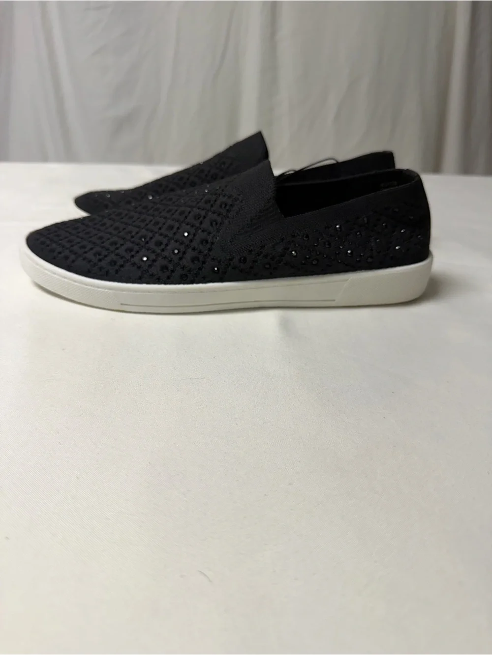 NWOT White Mountain Sparkle Slip On Women’s Size 9M Excellent Condition